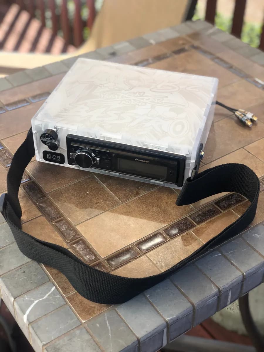 FROSTED Edition Radio Box \ Head unit case