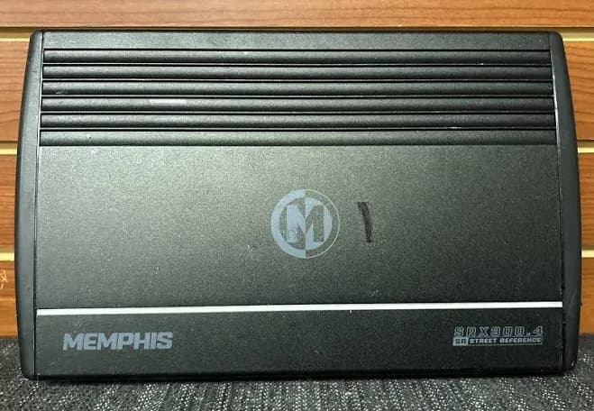 300 Watt 4-Channel Amplifier
