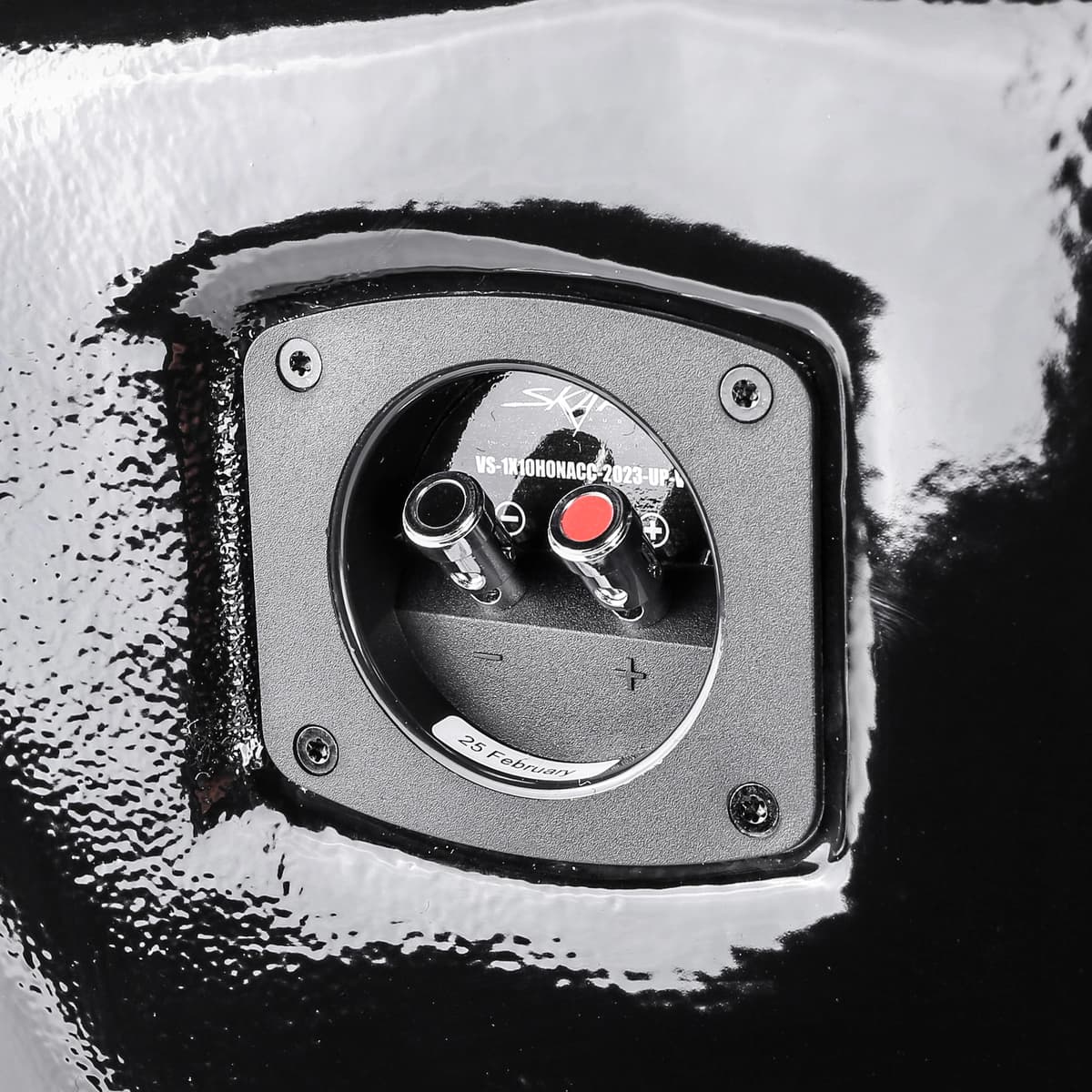 Skar Audio Single 10" 1,000W Max Power Loaded Ported Subwoofer Enclosure Compatible with 2023-2025 Honda Accord Vehicles
