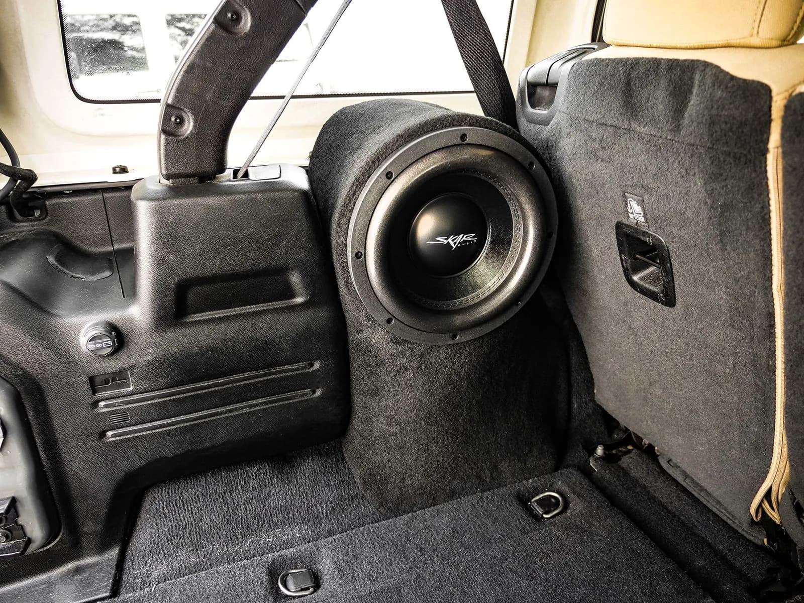 Skar Audio Single 10" 800W Max Power Loaded Subwoofer Enclosure Compatible with 2018-2025 Jeep Wrangler JL 4-Door Vehicles (Driver Side)