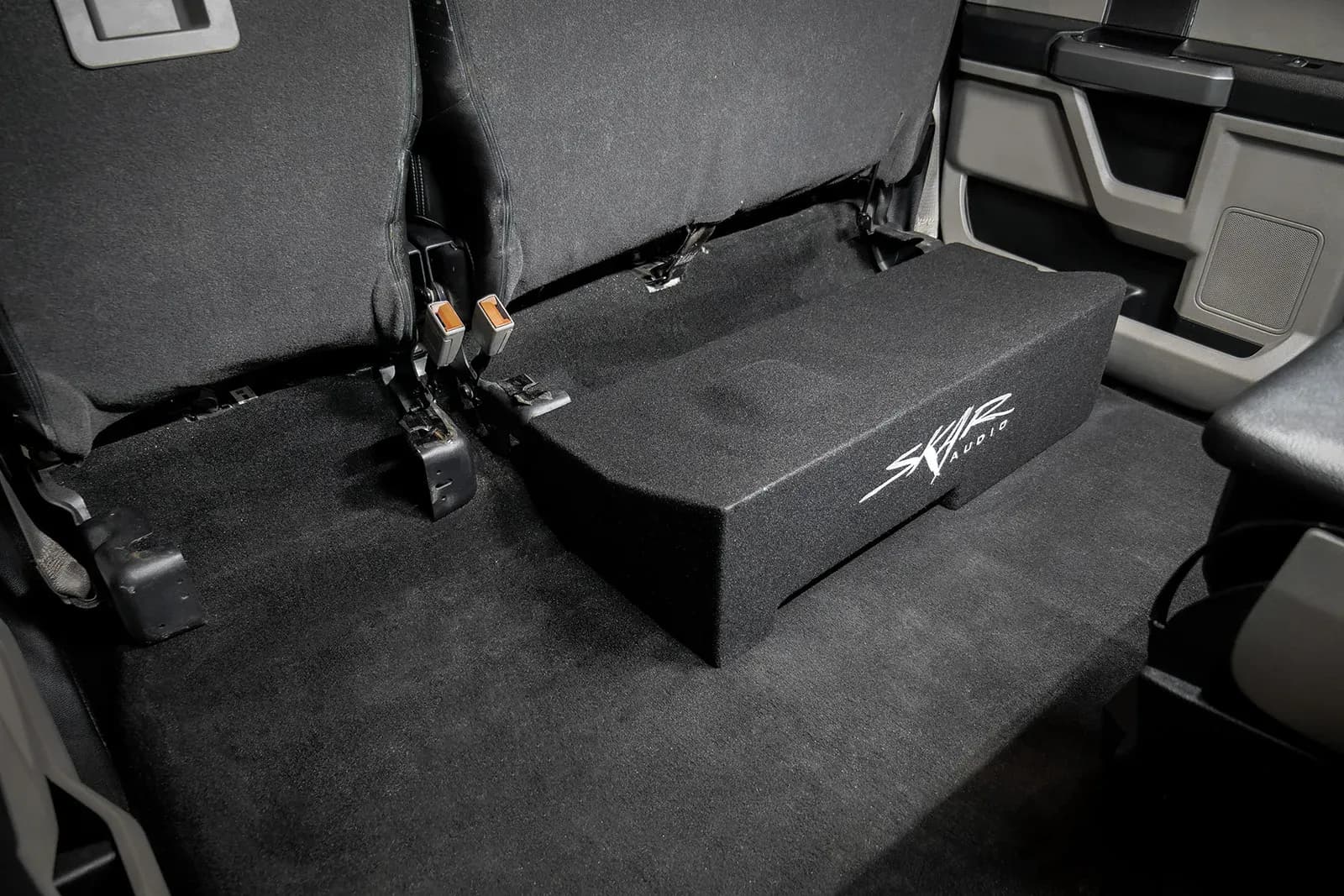 Skar Audio Quad 8" 3,200W Max Power Loaded Subwoofer Enclosure Compatible with 2017-2025 Ford Super Duty (F-250/350/450) SuperCrew Cab Trucks